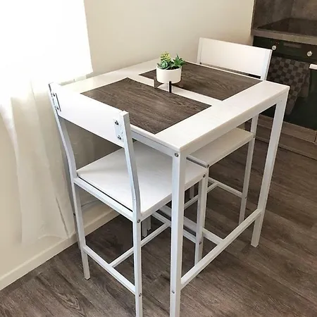 Studio Tout Confort - Proche De La Gare * Saint-Quentin-en-Yvelines